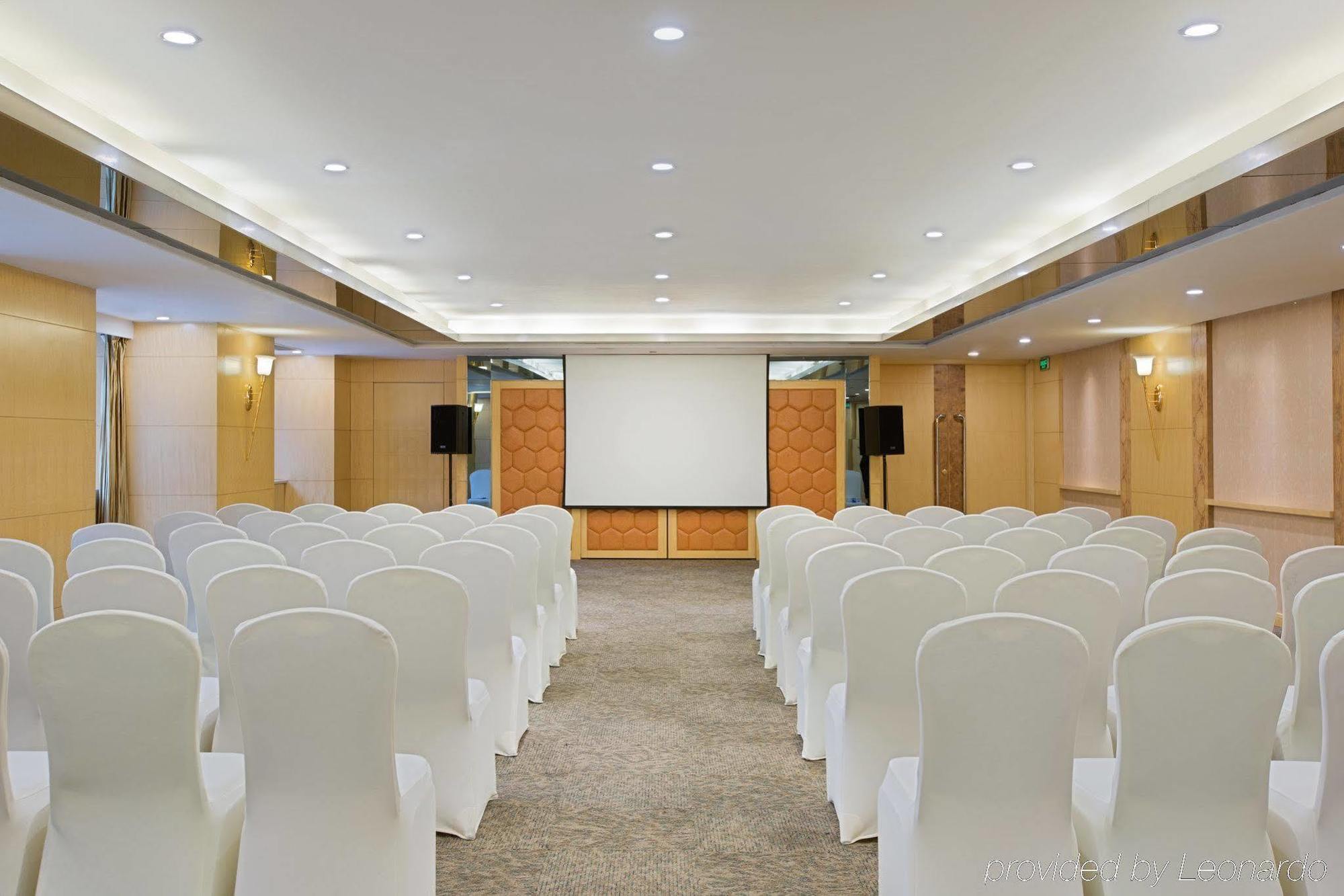 Crowne Plaza Nanjing Hotels & Suites Exterior foto